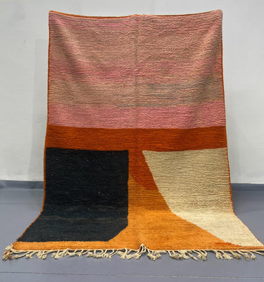 Vintage Moroccan Rug 5.9 x 9 feet / 181 x 275 cm - Ettilux Home